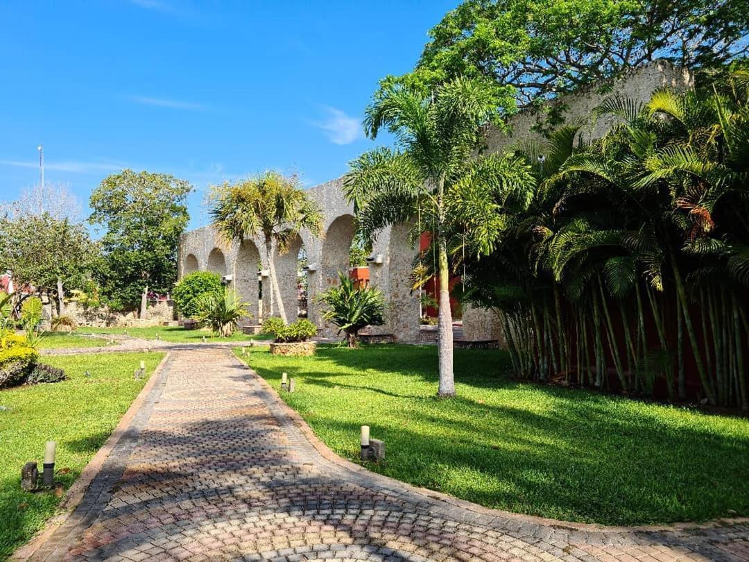 Hacienda Santa Cruz Merida Exterior photo